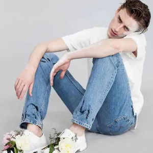 最終値下】LANY A BEAUTIFUL BLUR 2024 ツアーTシャツ - メルカリ