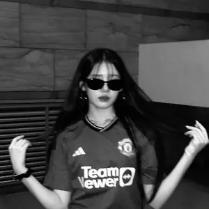 TWICE READY TO BE TZUYU 公式メッシュユニフォーム - メルカリ