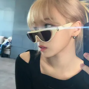 ONE N' ONLY 上村謙信 ステッカー - メルカリ