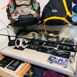 Oakley Medusa (レプリカ) y2k arquive - メルカリ