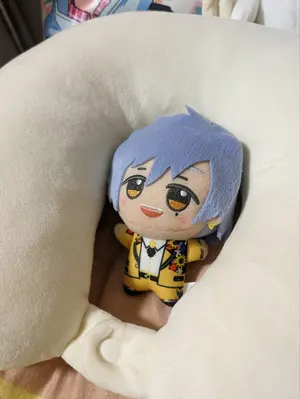 ぱんのみみ 特大タペストリー全種 - メルカリ