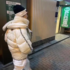 ビリーアイリッシュ東京限定タンクトップXXL Billie Eilish - メルカリ