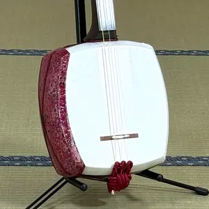 フルメンテ済 津軽三味線 中古 紅木 トチあり ケース付 津33 フルメンテ済 津軽三味線 中古 紅木 トチあり ケース付 津33 - メルカリ