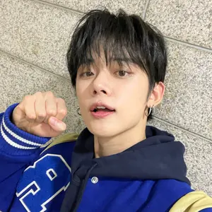 TXT TOMORROW Light ヒュニンカイ ラキドロ 特典 - メルカリ