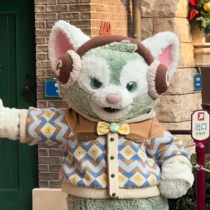 上海ディズニー　ホワイトショコラ　クッキーアンsサイズぬいぐるみ お着替え可能 上海ディズニー ホワイトショコラ クッキーアンsサイズぬいぐるみ お