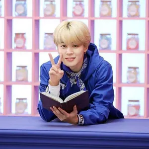BTS WORLD TOUR ARIRANG in JAPAN 限定 フーディ - メルカリ