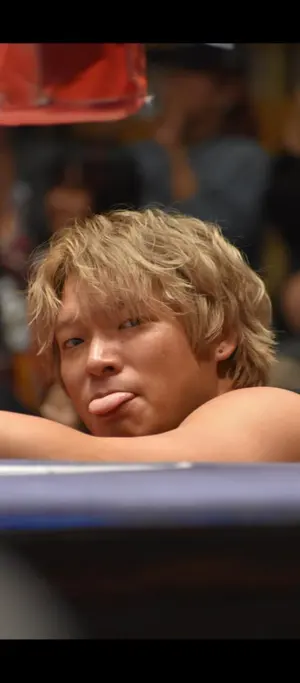 DDTプロレス・KANON選手受注タペストリー - メルカリ