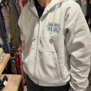 希少】00s OLD STUSSY ナイロンジャケット メキシコ製 紺タグ L - メルカリ