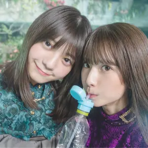 【最終値下げ】遠藤さくら 賀喜遥香 乃木フェス プリカ UR+ 最終値下げ】遠藤さくら 賀喜遥香 乃木フェス プリカ UR+ 左から賀喜