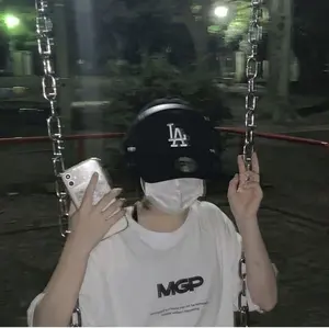 BABYMONSTER ジップフーディー グレー Mサイズ - メルカリ