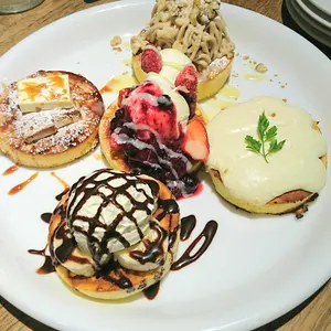 女子プロゴルファー菅沼菜々 直筆サイン缶バッチ 非売品 レア