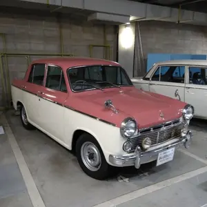 美品エールベベ チャイルドシートクルット5i グランスルージュグリ