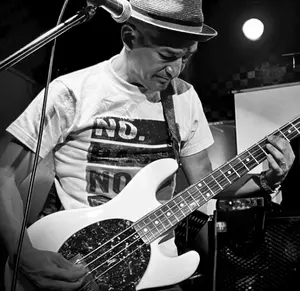 ダンエレクトロ　Danelectro 　ショートスケール　リップからシングルに改 ダンエレクトロ Danelectro ショートスケール リップからシングルに改