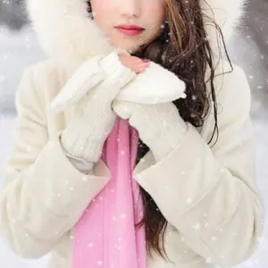 EMBA シェアード クロップド ホワイトミンク エンバ 本毛皮 デザイン◎ EMBA シェアード クロップド ホワイトミンク エンバ 本毛皮 デザイン