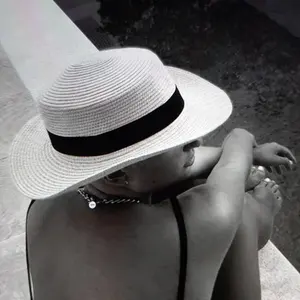 イシス・マアケスタッド「BOUQUET」 #Fine Little Day - メルカリ