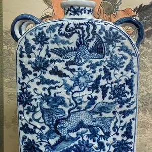 中国粉彩九桃図天球瓶（裏印「乾隆年製」） - メルカリ