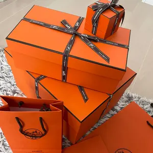 新品 ヴァンクリーフ＆アーペル ヴィンテージアルハンブラ オニキス