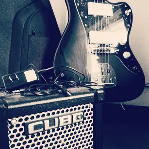 ギター kingtone guitar the duellist v1.0.4 King Tone Guitar THE DUELLIST v1.0.4 - メルカリ
