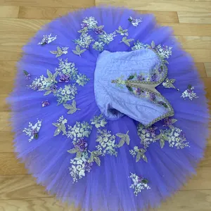 未使用 ヤーナサレンコ愛用メーカー バレエ ニット 上下 - メルカリ