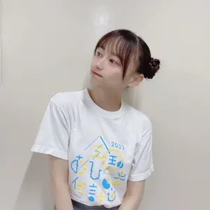 【最終値下げ】乃木坂46 賀喜遥香 直筆サイン 与田祐希卒業コンサート Tシャツ 乃木坂46 賀喜遥香 直筆サイン 与田祐希卒業コンサート Tシャツ