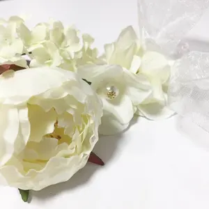 万博限定 ベージュ 花柄 折りたたみ傘 リバティ風 花柄 ミャクミャク 万博限定 ベージュ 花柄 折りたたみ傘 リバティ風 花柄