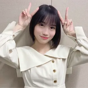 ノイミー 冨田菜々風 生写真 ヨリ 直筆 - メルカリ