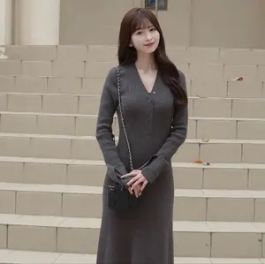 ラクーンフォックスオフショルニットプルオーバー モカ anuans - メルカリ