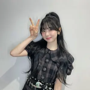 K-POP タレントカード 2枚セット | Mercari