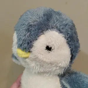 DAISO ペンギンぬいぐるみ - メルカリ
