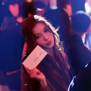 ミサモ リスニングパーティー うさぎマスコットキーホルダー - メルカリ