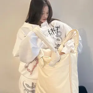 【新品】コンパクトクルーネックカーディガン(ローブブランlaubeblanc) L'AUBE BLANC]コンパクトクルーネックカーディガン | KOBUNSHA