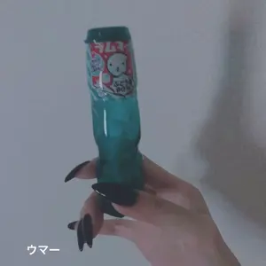 煮ル果実 ハイネとクライネ ベルボーイ デフォルメラバーキーホルダー 煮ル果実 ハイネとクライネ ベルボーイ デフォルメラバー