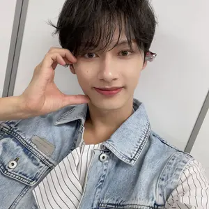 会報No.24〜35＆フォルダー付き】WEST. ファンクラブ - メルカリ