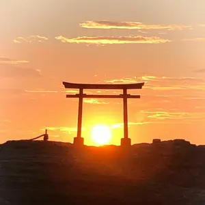 新屋山神社☆本水晶ブレスレッド(大サイズ1体) - メルカリ