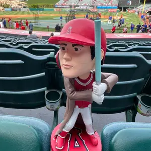 大谷翔平セブンイレブン限定5000体二刀流ボブルヘッド 大谷翔平セブンイレブン限定5000体二刀流ボブルヘッド - メルカリ