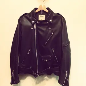 美品』TW200 TW225 希少？スーパートラップ アップタイプマフラー