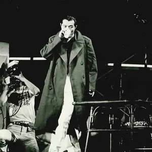 矢沢永吉ヒストリー2DVD新品未開封 - メルカリ