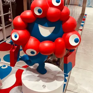 新品】大阪 万博 限定 カラビナ付き マスコット 金 ミャクミャク 立ち