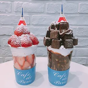 ハローキティ ローズファンファン コラボストラップ - メルカリ