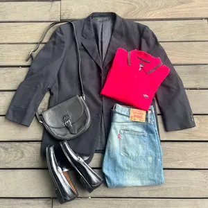 引っ越し準備の服処分アカウント