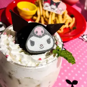 クロミ 直筆サイン色紙 クロミイラストレーターさん直筆 - メルカリ