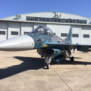 1/700 米軍基地ジオラマ　航空機付き 1/700 米軍基地ジオラマ 航空機付き - メルカリ