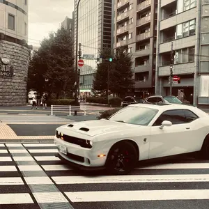 ホットウィール2003キミライコネンMalaysia優勝モデルカーフィギュア付き ホットウィール2003キミライコネンMalaysia優勝モデルカー