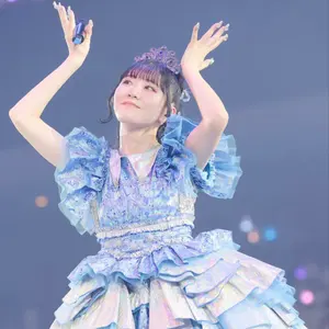 FRUITS ZIPPER 鎮西寿々歌 写真集 東京ドーム - メルカリ