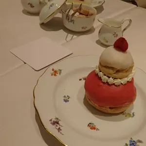くっきーあんどくりーむ　SHARP ロボホンSR-04M-Y くっきーあんどくりーむ様専用 SHARP ロボホンSR-04M-Y - メルカリ