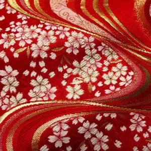 薩摩焼 金襴手色絵金彩 花鳥風景 細密絵付貼花文花菱 花瓶 一対 木箱付 24㎝ 薩摩焼 金襴手色絵金彩 花鳥風景 細密絵付貼花文花菱 花瓶 一対