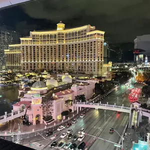 美品✨ プラダ ドローストリング ポーチ カーキ PRADA - メルカリ