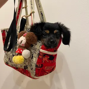 美品！ヴィヴィアンウエストウッド ツイストデザイン フープピアス