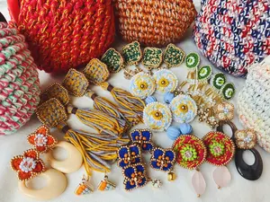 K090】チェコビーズと天然石のピアス ハンドメイドピアス 金属