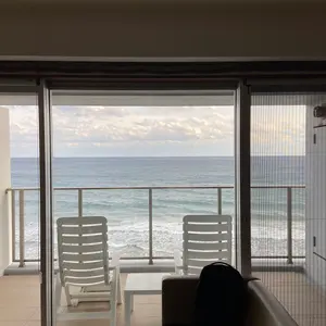 AMOMMA PUFF SLEEVE SWEAT 金子綾さんご愛用 裏起毛 AMOMMA PUFF SLEEVE SWEAT 金子綾さんご愛用 裏起毛 - メルカリ